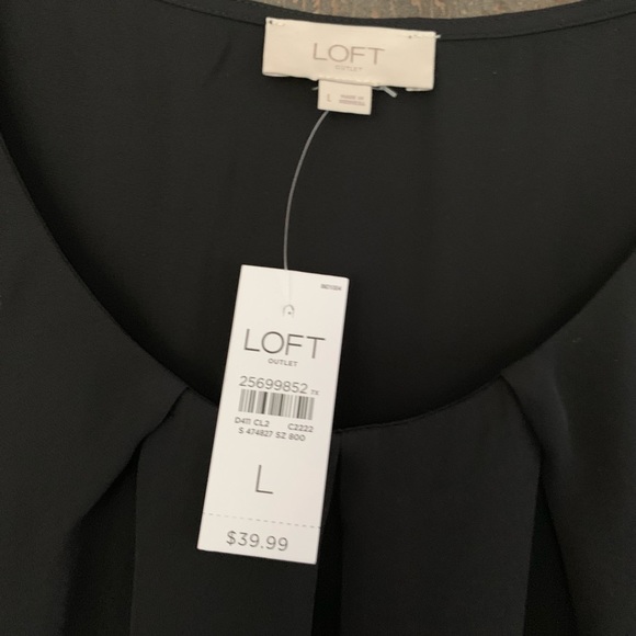 NWT Loft pleat front blouse - Picture 2 of 3